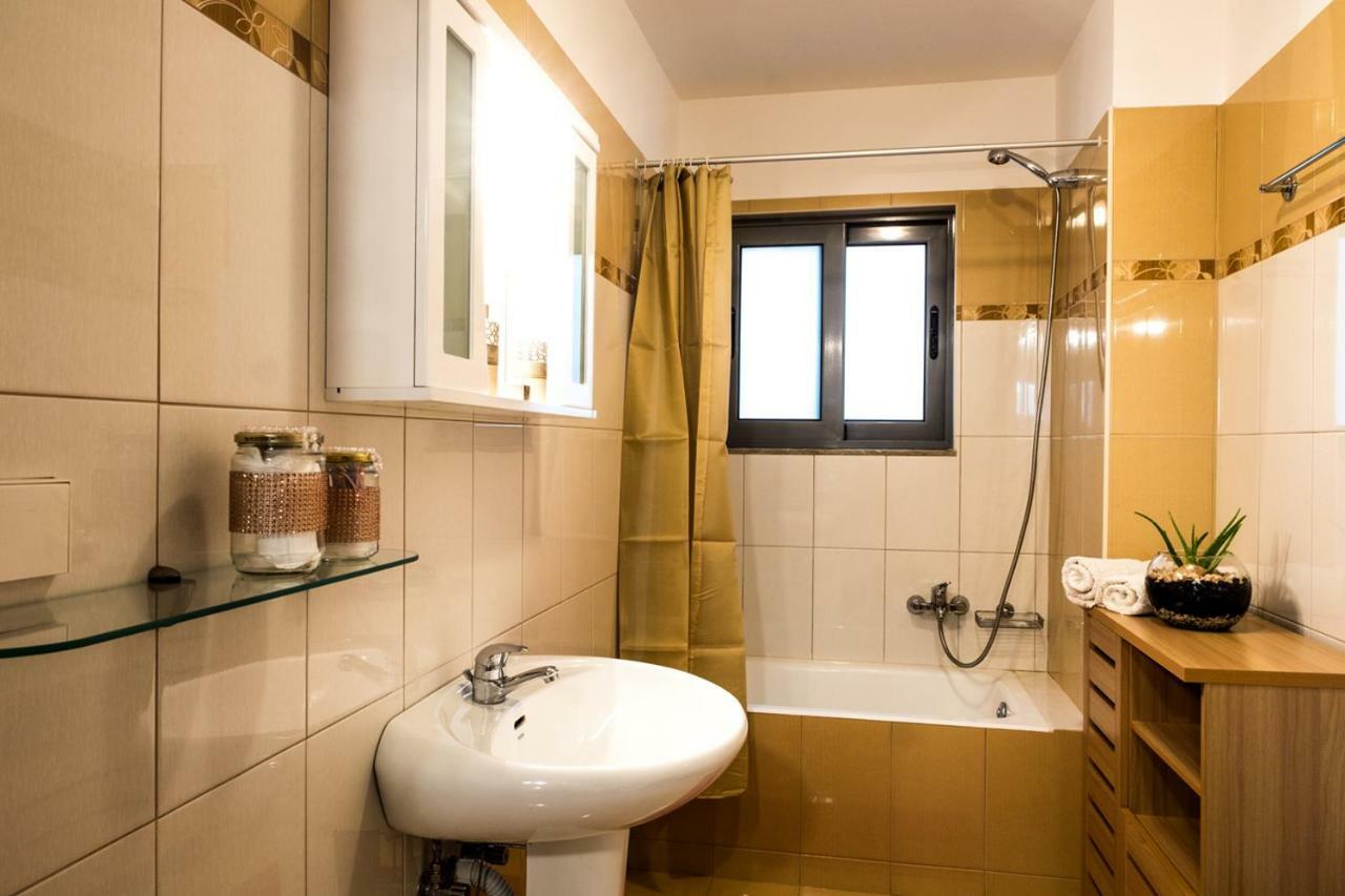 Holy Paraskevi Apartment Агиос-Николаос Экстерьер фото